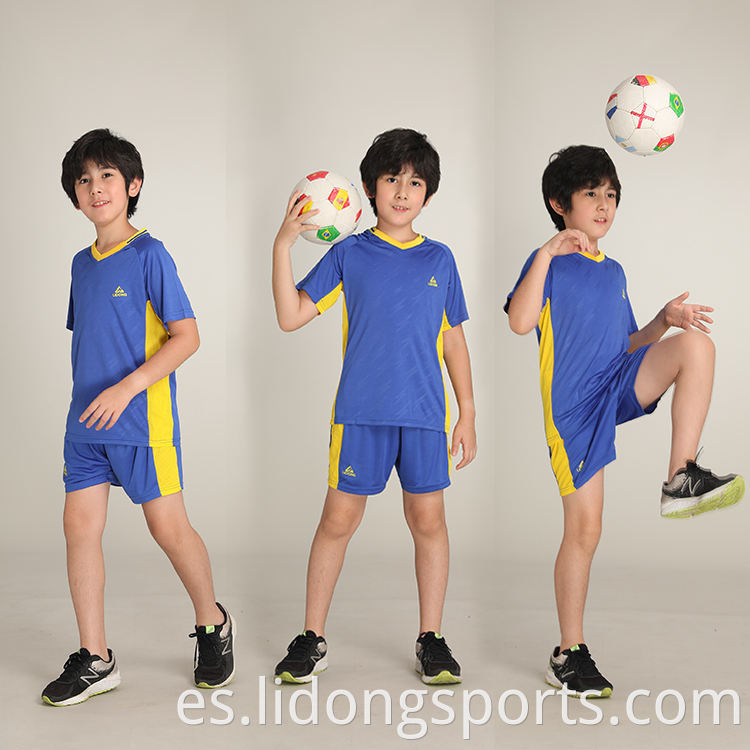 Camisa de fútbol de manga corta al por mayor Juego de uniformes de fútbol deportivo para niños
